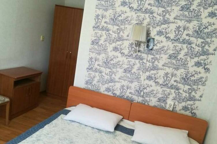 № 6 «Полулюкс» 3-х местный