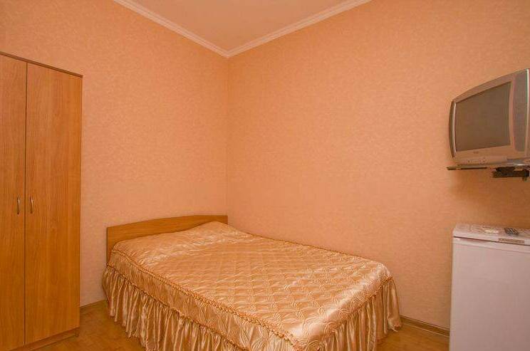 Двухместный с двуспальной кроватью