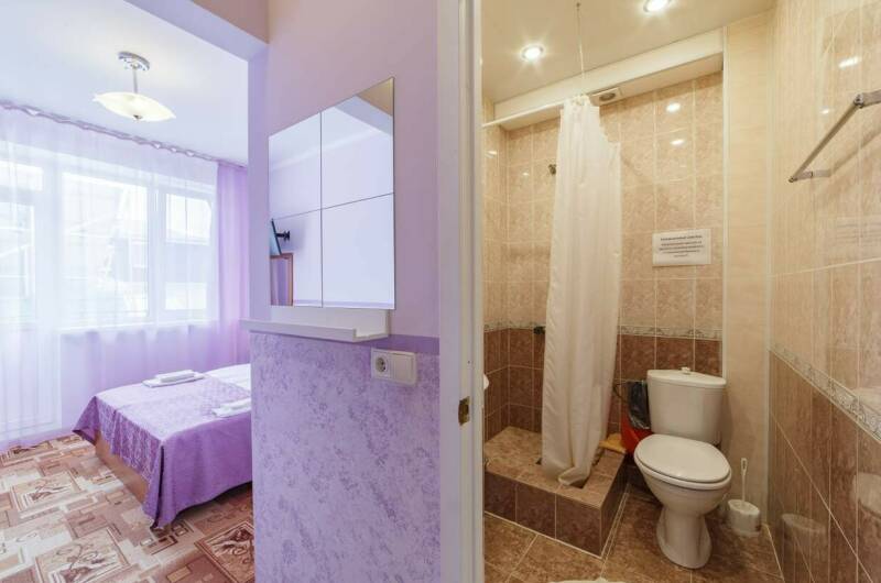 «Полулюкс» 3-х местный с балконом