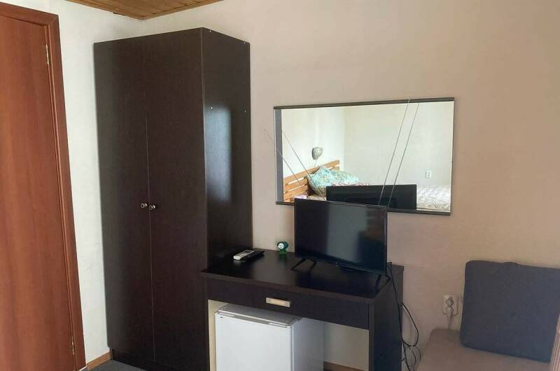 «Стандарт» с балконом и видом на море «4»