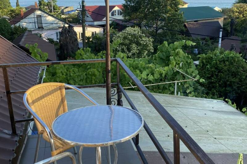 Номер «Стандарт» с балконом и видом на море «2В»