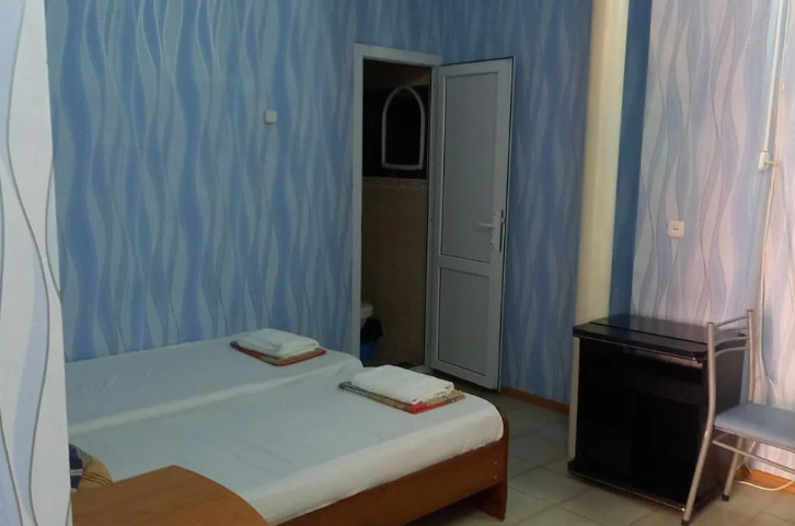 4-х местный «Стандарт» с витражными окнами