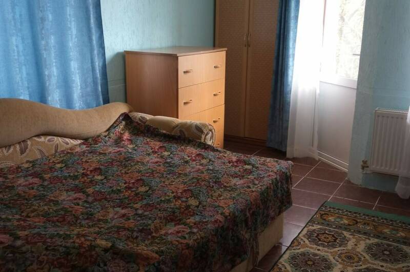 Квартира двухкомнатная с кухней и балконом