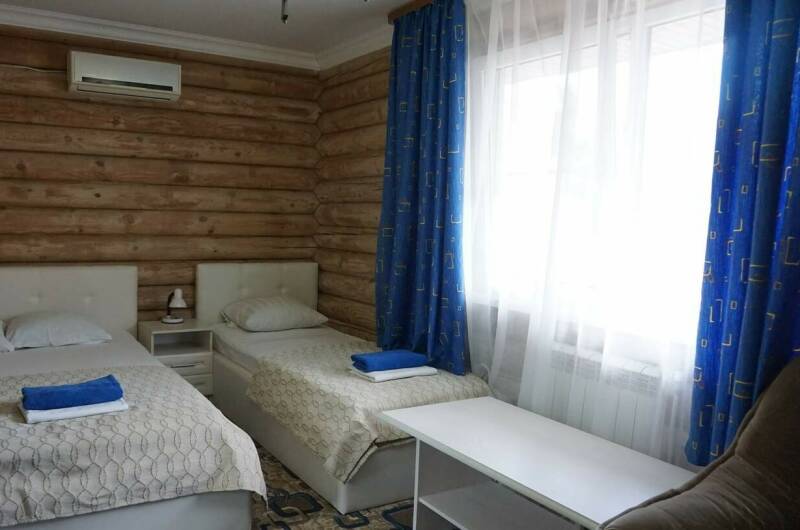 «Стандартный» трехместный