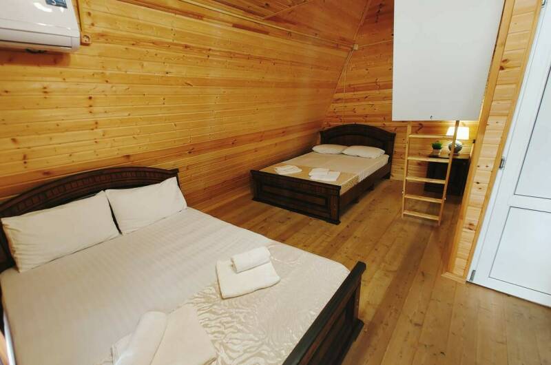 1-комнатный 2-х уровневый с террасой на 5 чел