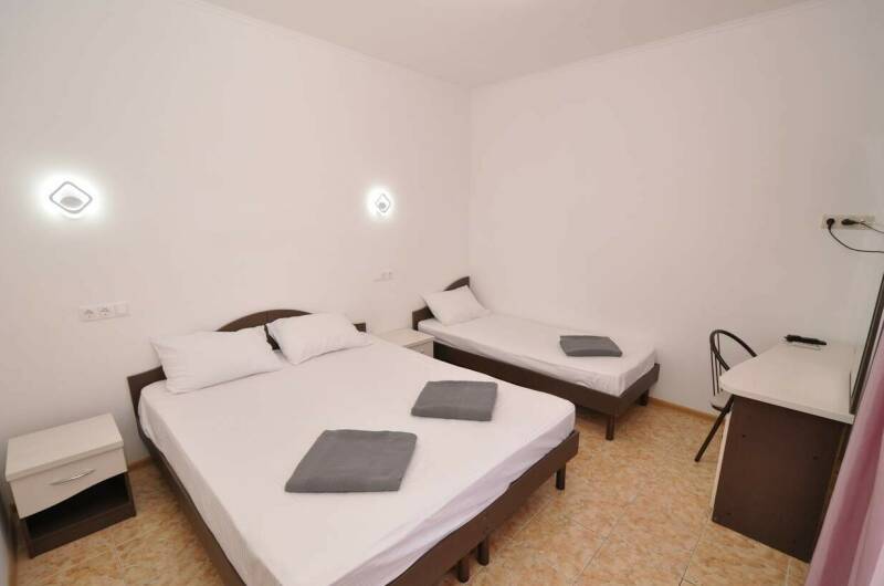 Трехместный «Полулюкс» с балконом