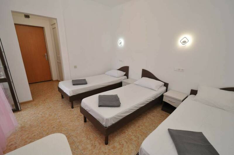 Трехместный «Полулюкс» с балконом