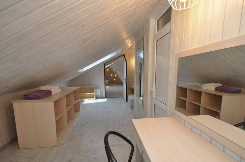 Двухкомнатная мансарда 6-ти местный