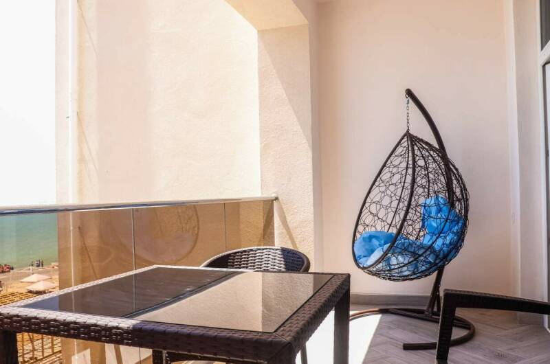 Апартаменты двухкомнатные с видом на море (№ 129)