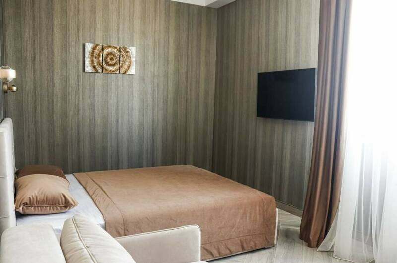 Апартаменты двухкомнатные с видом на море (№ 129)