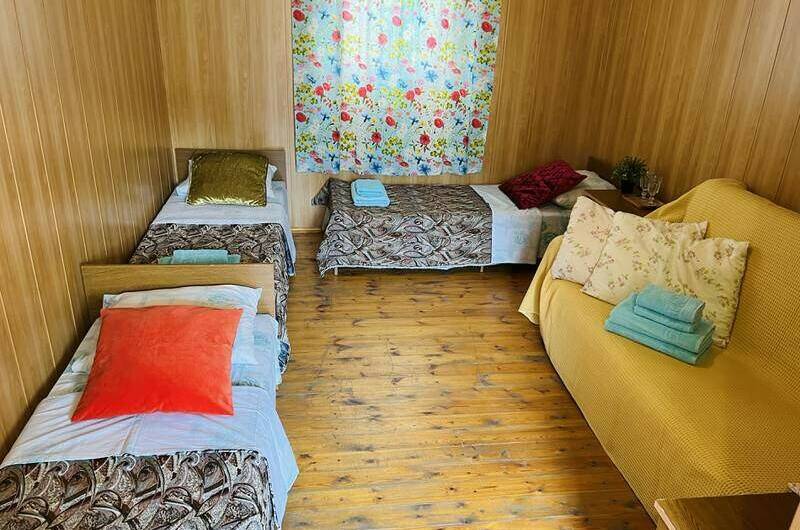 Пятиместная комната