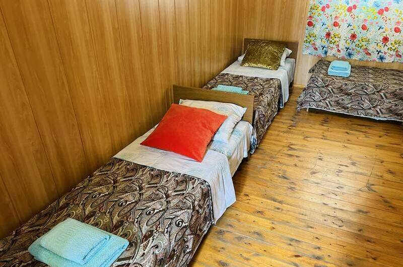 Пятиместная комната