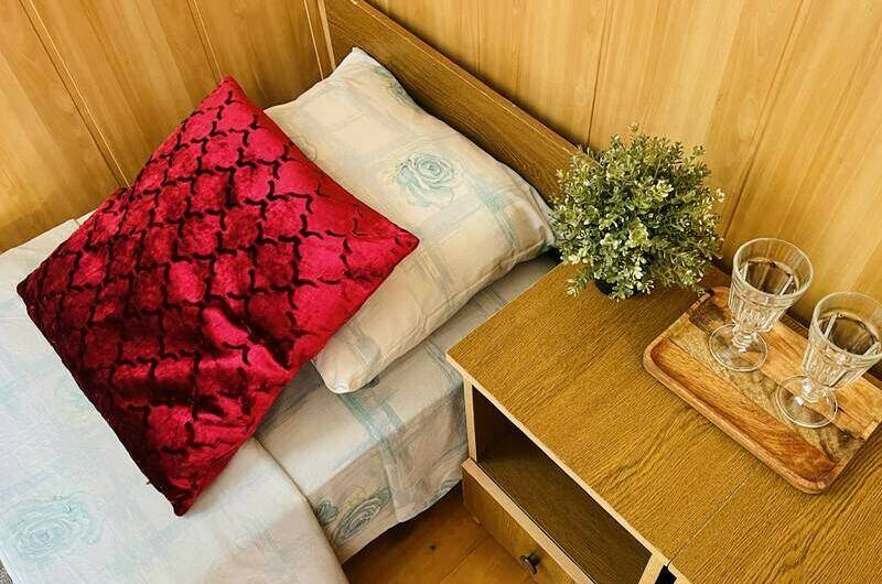 Пятиместная комната