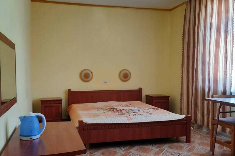 Номер «Стандарт» 2 местный + 1 доп. (2 этаж)