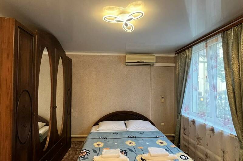 Двухкомнатный номер на 4 человека + 2 доп. места