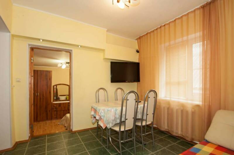 Двухкомнатный номер с кухней и камином