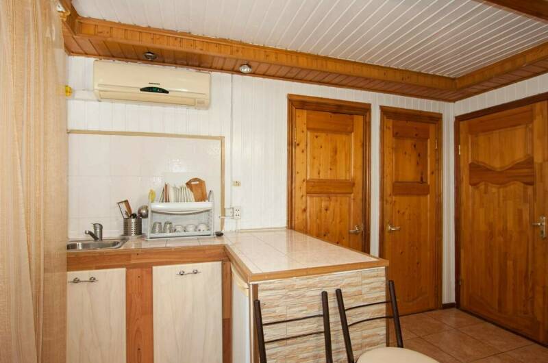 Стандарт-студия без кухни на третьем этаже