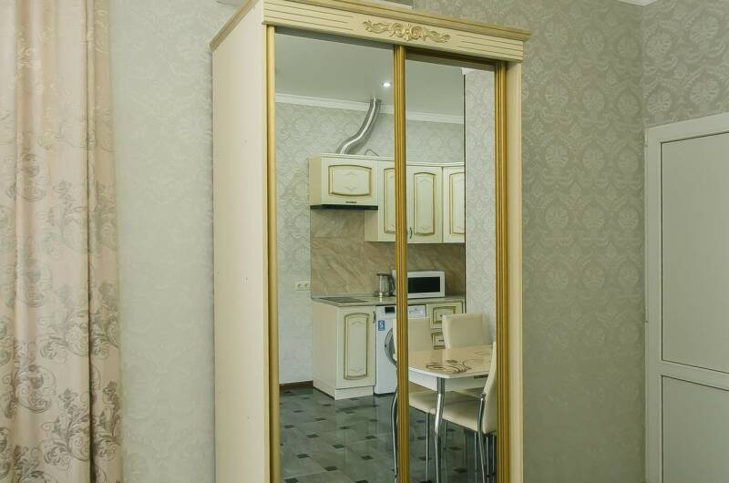 Студия с кухней