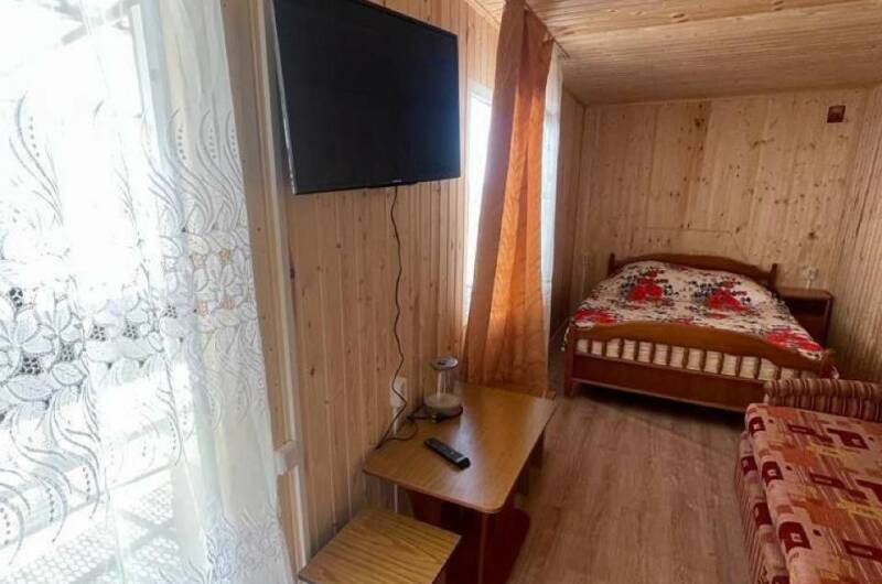 Четырехместный номер с балконом