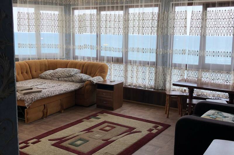 Трёхместный номер панорамный вид на море