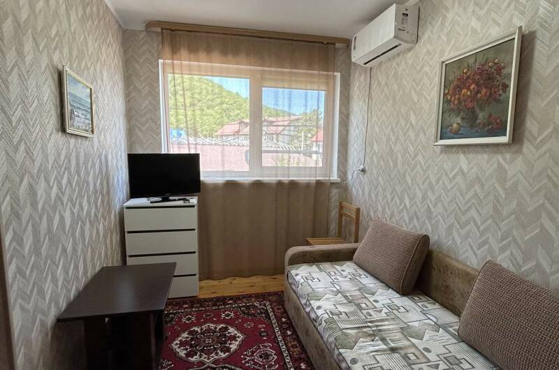 Комната без балкона