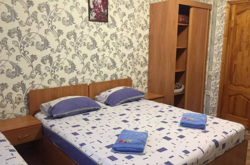 Трехместный номер (4этаж 11 и 12 номера)