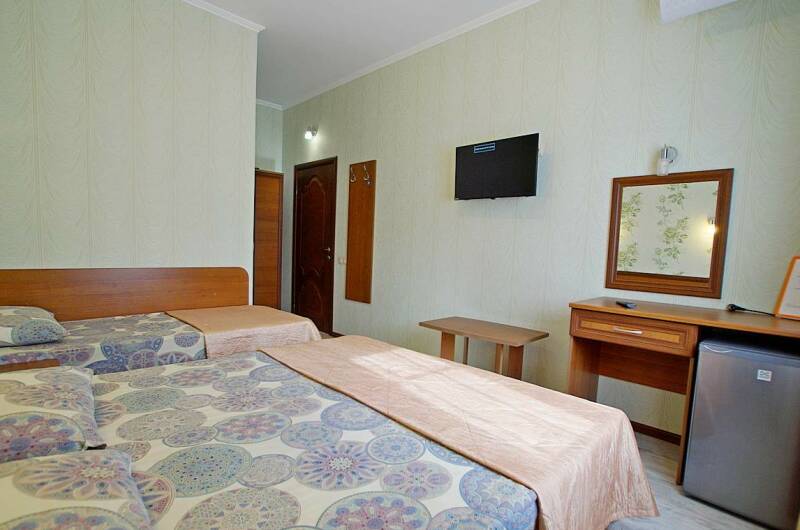Комната с общим балконом на 3х, 2х