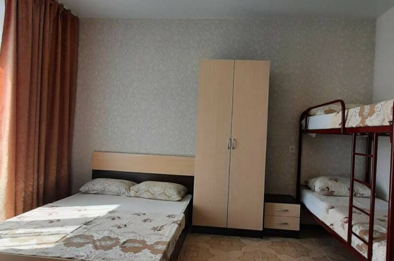 Пятиместный «Стандарт» с двуярусной кроватью
