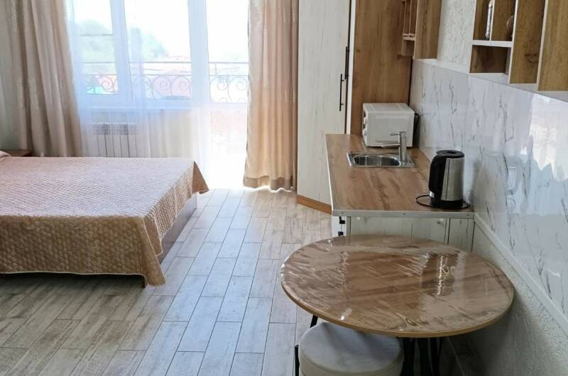 «Комфорт +» с видом на море