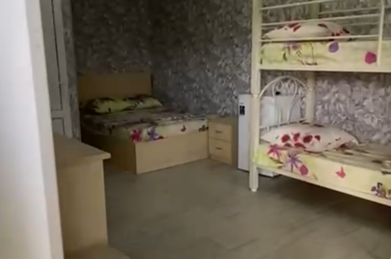 Комната 4 х местная студия