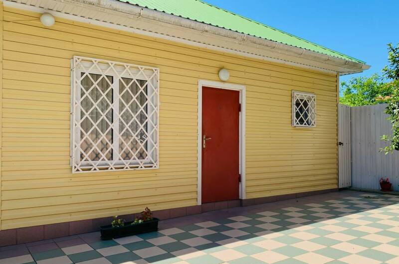 Отдельный коттедж на 4−5 человек
