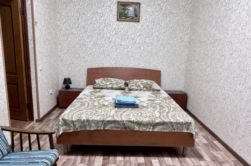 Трёхместный номер двухкомнатный с балконом
