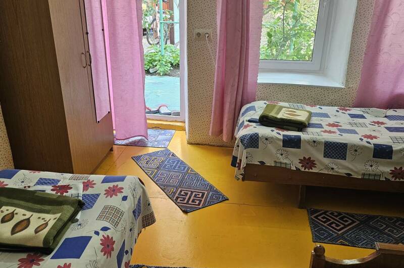 Четырёхместная комната без удобств