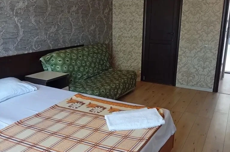 Четырёхместный «Стандарт» с балконом
