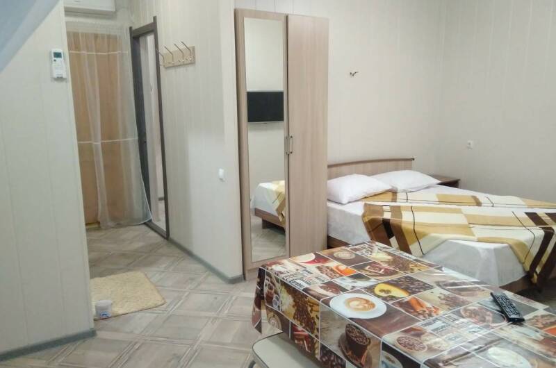 Двухкомнатные апартаменты с кухней в коттедже № 2