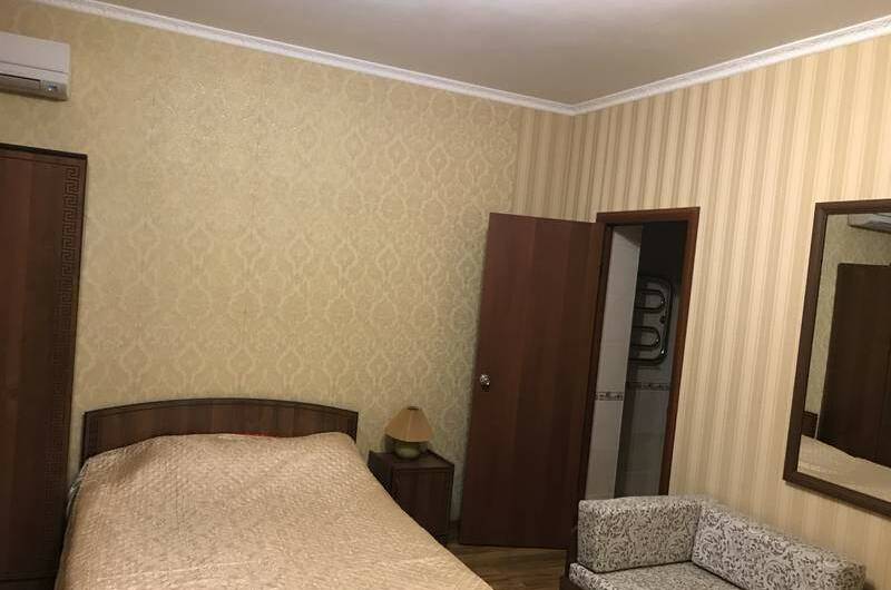 Трехместный номер «Стандарт» с балконом