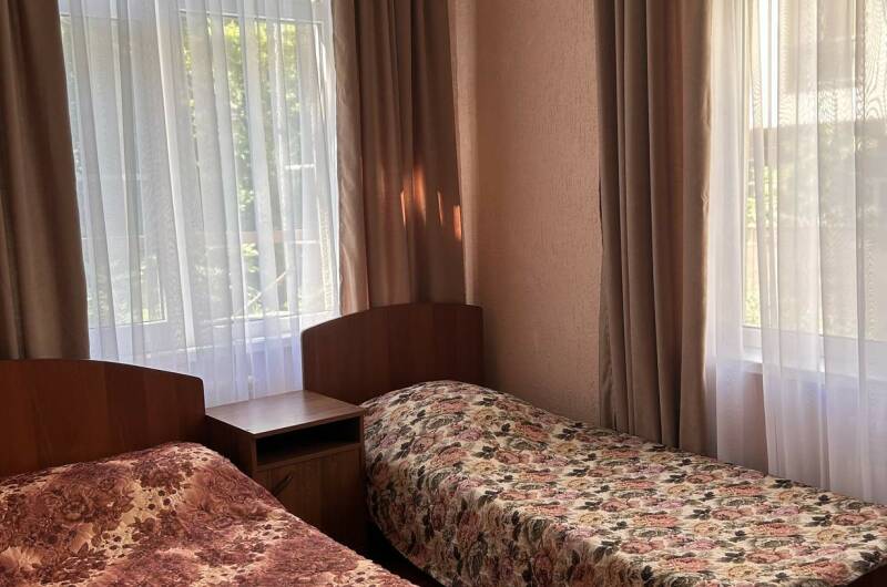 Комната на 3х гостей без балкона на 3 м этаже