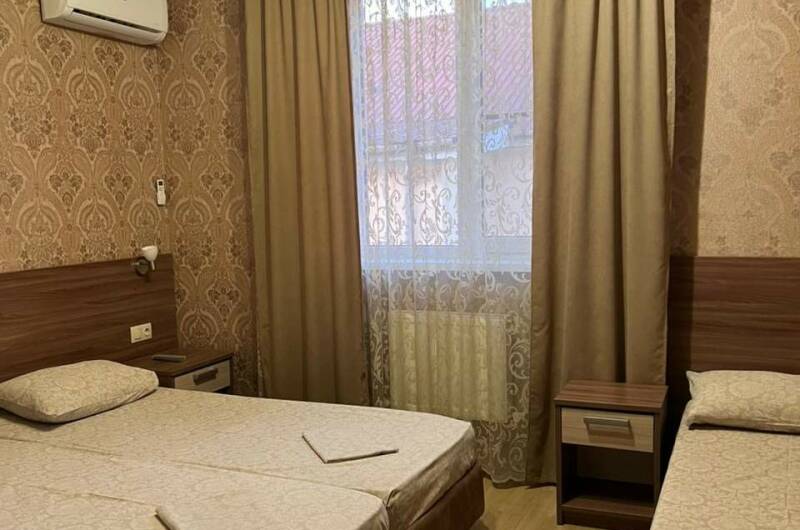Трёх местный стандарт без балкона в номере
