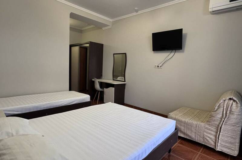 3-х местный"Полулюкс"с выходом на террасу 1 этажа