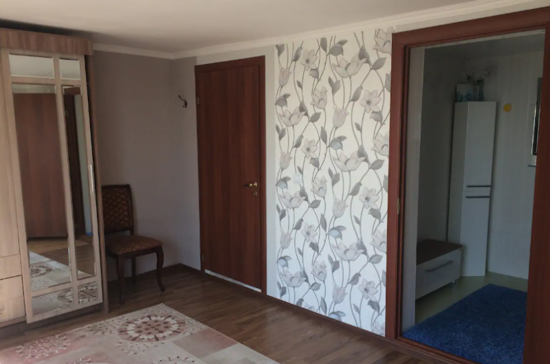 Комната на 1 этаже