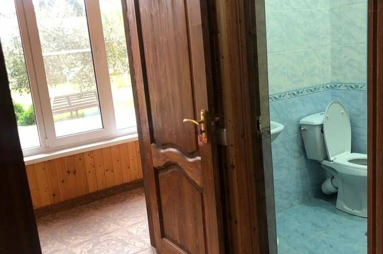 Номер 3-х мест.1 этаж 2500р до 3000р