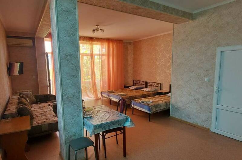 Семейный номер «Комфорт» 5-местный