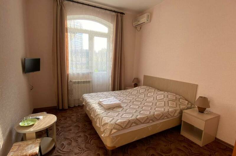 Двухместный с доп. местами с балконом