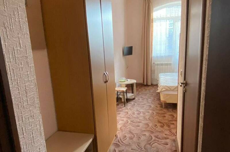 Двухместный с доп. местами с балконом