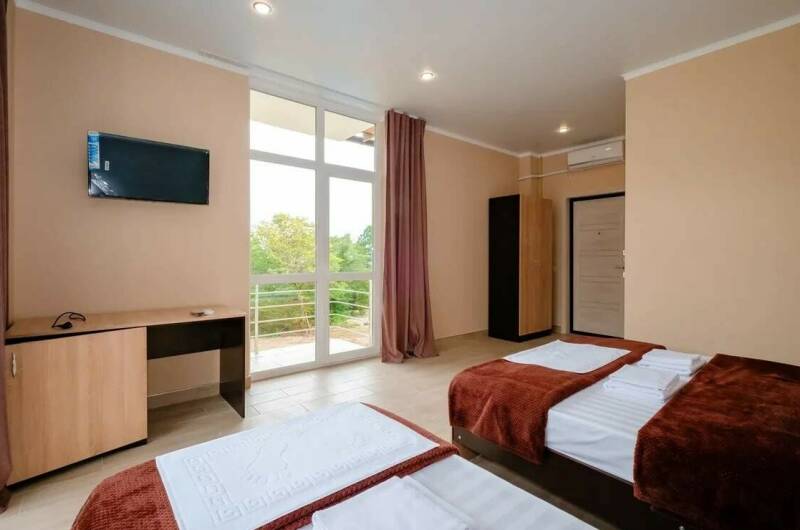 Улучшеный с двумя панорамными стенами