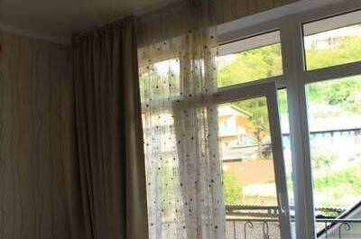 Номер с 2 отдельными кроватями и балконом