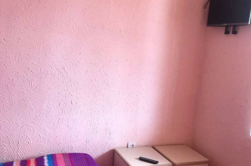 2-х местный номер «Эконом» + доп. место, 2 этаж