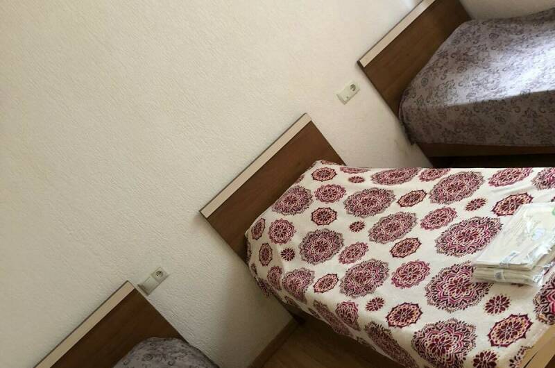 Трёхместный номер «Комфорт» на первом этаже"