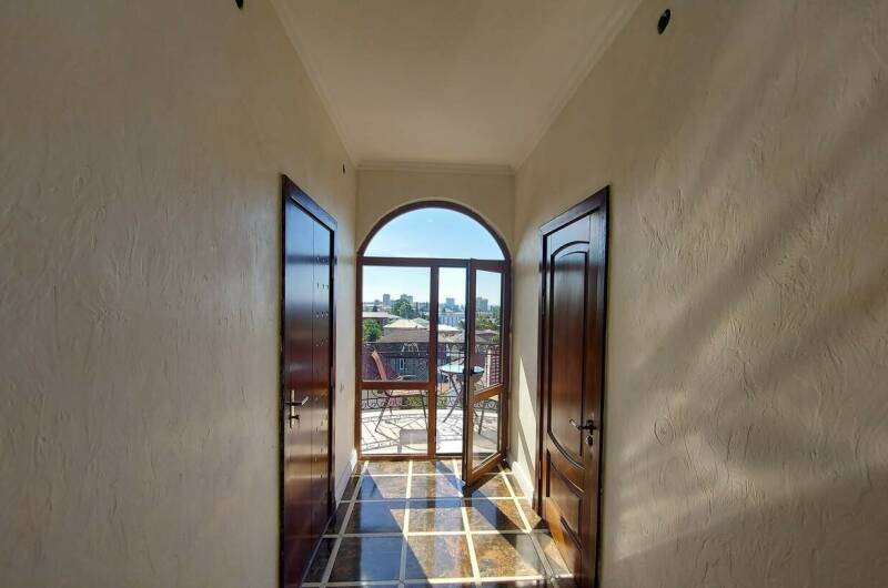 Трехместный «Комфорт» на 4 этаже с видом на море