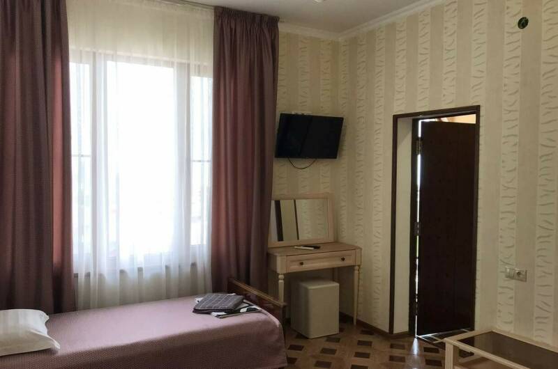 Трехместный «Комфорт» с балконом с видом на море